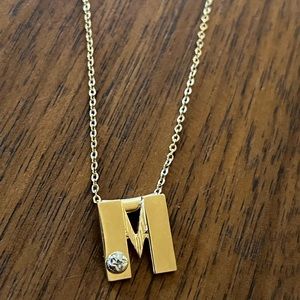 Retro Womens M golden necklace